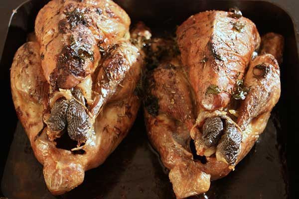 Herbs Roasted Whole Chickens