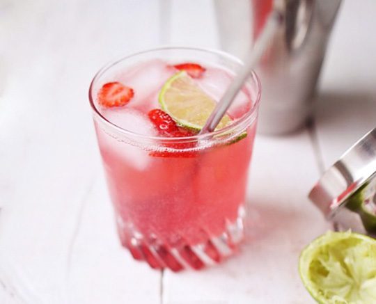 Tips: 6 Ways To Charm Up your Cocktail Glasses
