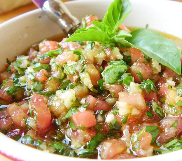 Fresh Tomato and Basil Sauce