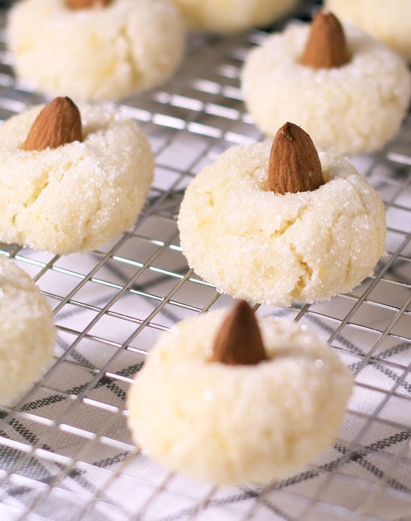 Almond Amaretti Cookies