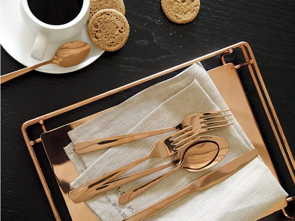 11 Glamorous Goodies for Your Holiday Table