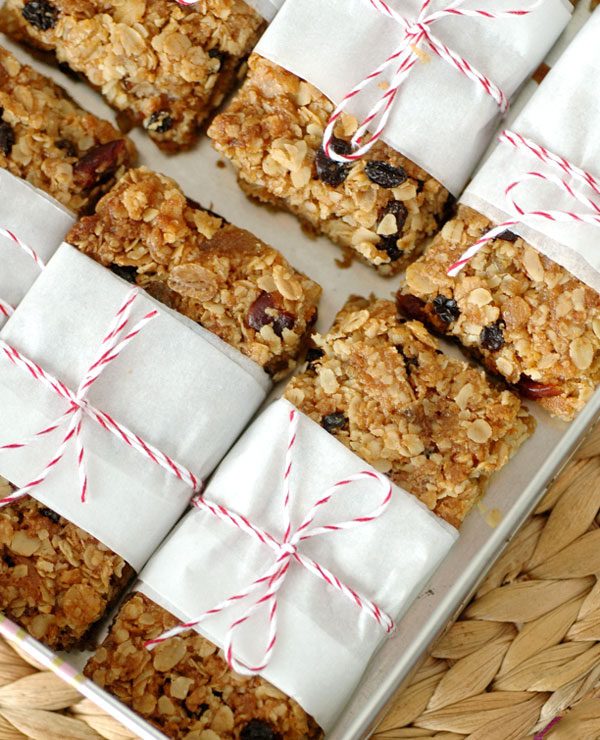 Spiced Fruits & Oat Muesli Bars
