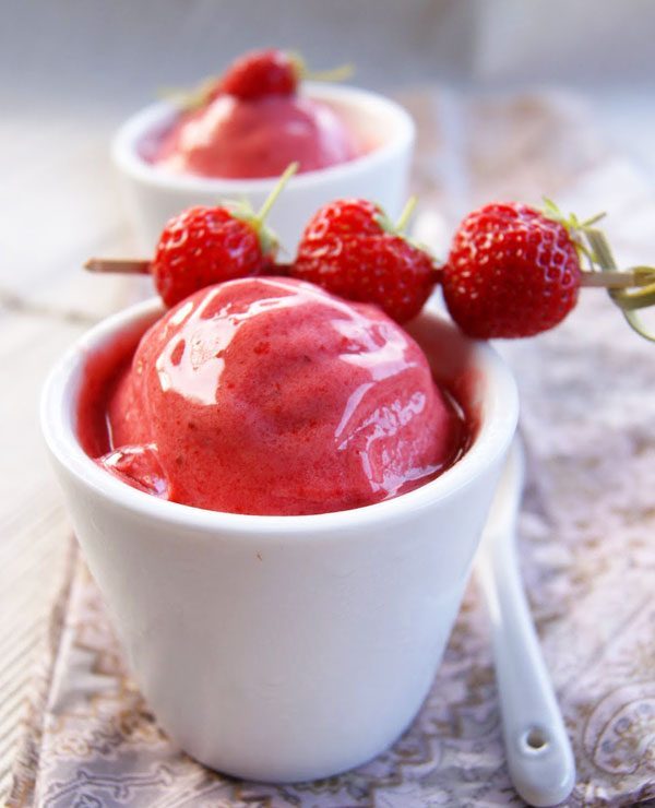 Homemade Strawberry Sorbet