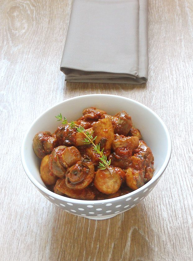 Sauteed Mushrooms with Tomato Sauce