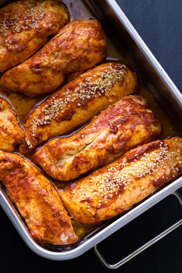 Roasted Sriracha Chicken Breasts - #recipe by #eatwell101 - https://003.wrwe1r1zs3czx3c.workers.dev/roasted-harissa-chicken-breasts-recipe