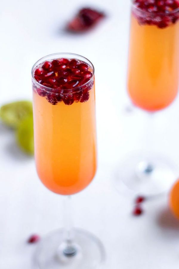 Pomegranate Champagne Cocktail - #recipe by #eatwell101 - https://003.wrwe1r1zs3czx3c.workers.dev/champagne-cocktail-recipe