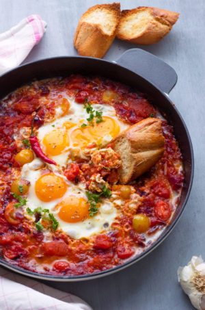 Eggs and Tomato Breakfast Skillet (Easy Holiday Breakfast)