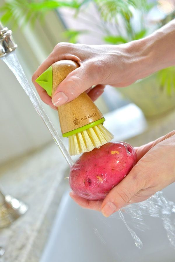 The Best Items for Cleaning Your Fruit and Vegetables