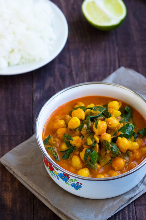 Curried Chickpeas with Spinach