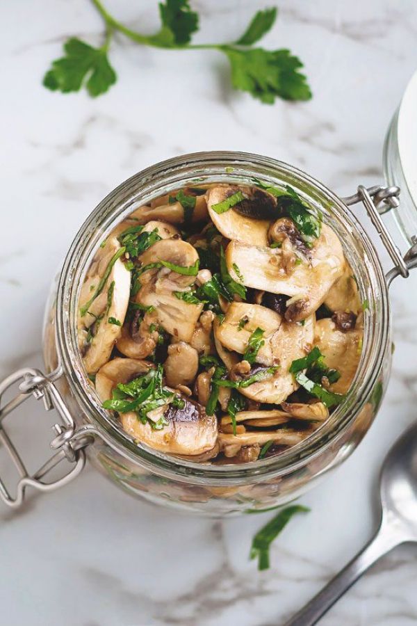Garlic and Parsley Marinated Mushrooms - #recipe by #eatwell101 - https://003.wrwe1r1zs3czx3c.workers.dev/marinated-mushrooms-recipe