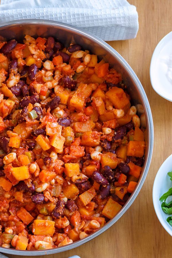 Skinny Vegetarian Chili - #recipe by #eatwell101 - https://003.wrwe1r1zs3czx3c.workers.dev/skinny-veggie-chili-recipe