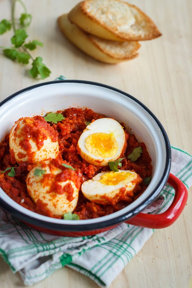 Skillet Eggs in Tomato Sauce Recipe