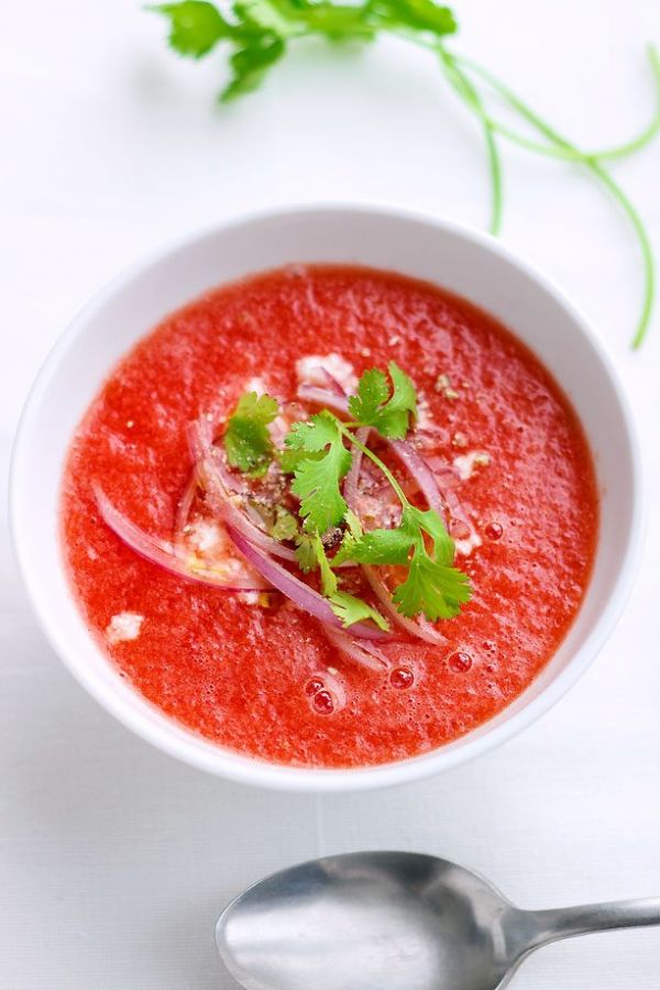 Watermelon Tomato Chilled Soup - #recipe by #eatwell101 - https://003.wrwe1r1zs3czx3c.workers.dev/watermelon-tomato-gazpacho-recipe
