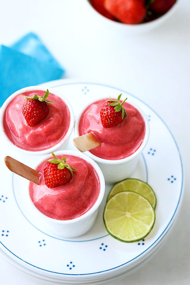 Strawberry Frozen Yogurt