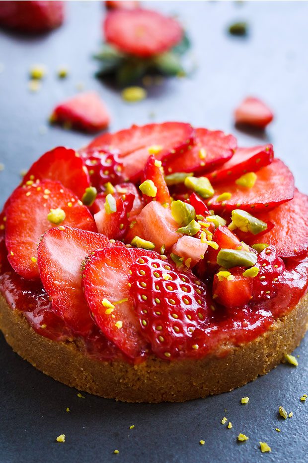 Simple No Bake Fruit Tart