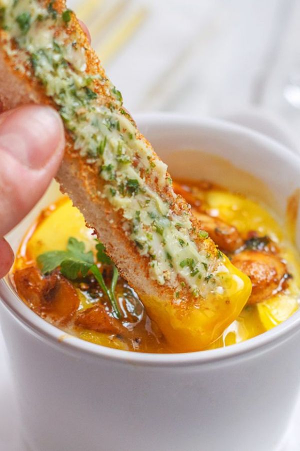 Baked Eggs Cups with Mushrooms - #recipe by #eatwell101 - https://003.wrwe1r1zs3czx3c.workers.dev/baked-eggs-and-mushrooms-cocottes-recipe
