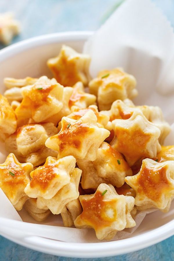 Parmesan Puff Pastry Stars Recipe - #recipe by #eatwell101 - https://003.wrwe1r1zs3czx3c.workers.dev/parmesan-puff-appetizers-recipe