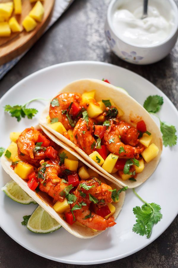 Shrimp Tacos with Mango Salsa - #recipe by #eatwell101 - https://003.wrwe1r1zs3czx3c.workers.dev/mango-shrimp-tacos-recipe