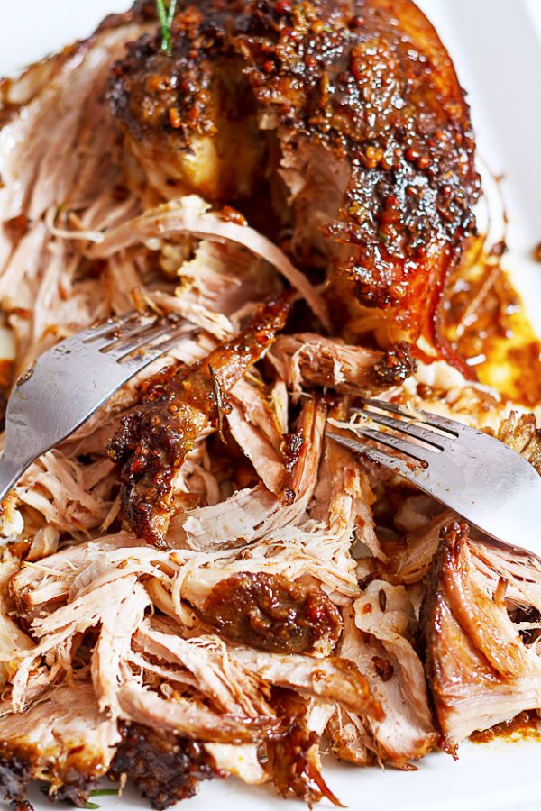 Slow Cooker Pork Shoulder - #recipe by #eatwell101 - https://003.wrwe1r1zs3czx3c.workers.dev/slow-roasted-pork-shoulder-recipe