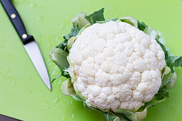Whole Roasted Cauliflower Recipe – #eatwell101 #recipe #keto #lowcarb #glutenfree #cauliflower - A lovely LOW CARB side or a VEGETARIAN main course! Crisp, tender, and SO delicious!