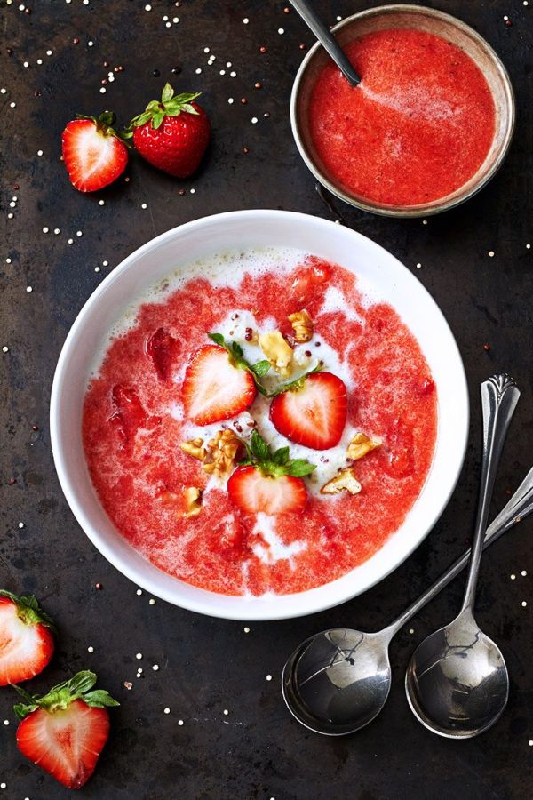 Strawberry Quinoa Smoothie Bowl - #recipe by #eatwell101 - https://003.wrwe1r1zs3czx3c.workers.dev/strawberry-quinoa-breakfast-recipe