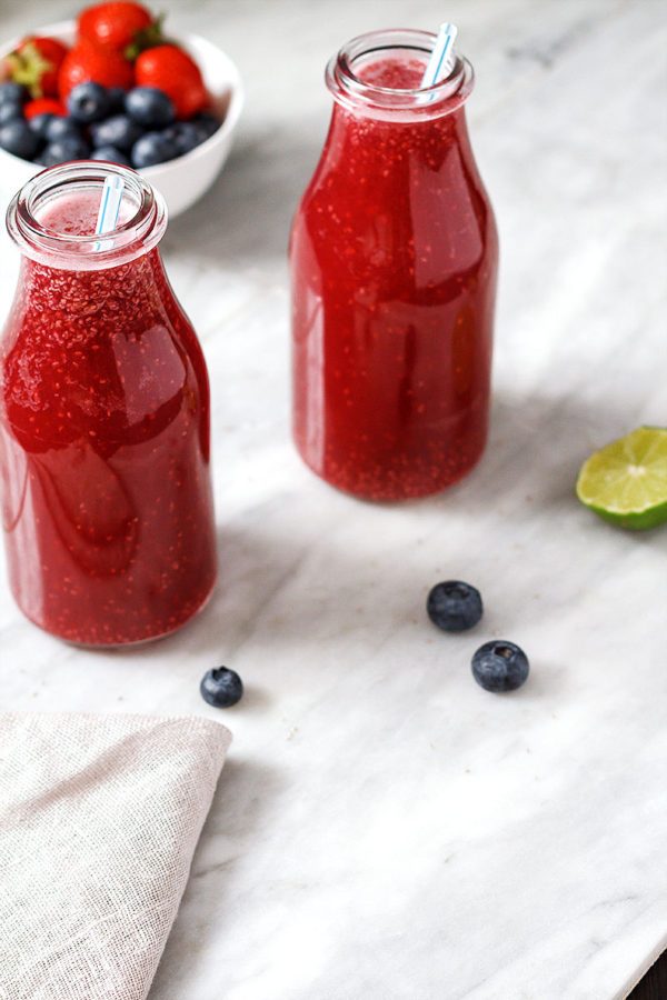Berries Chia Fresca - #recipe by #eatwell101 - https://003.wrwe1r1zs3czx3c.workers.dev/berries-lime-chia-fresca-recipe