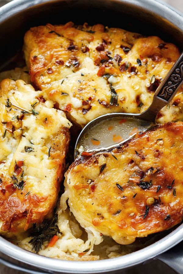 Cheesy Garlic Bread Soup - #recipe by #eatwell101 - https://003.wrwe1r1zs3czx3c.workers.dev/cheesy-garlic-bread-soup-recipe