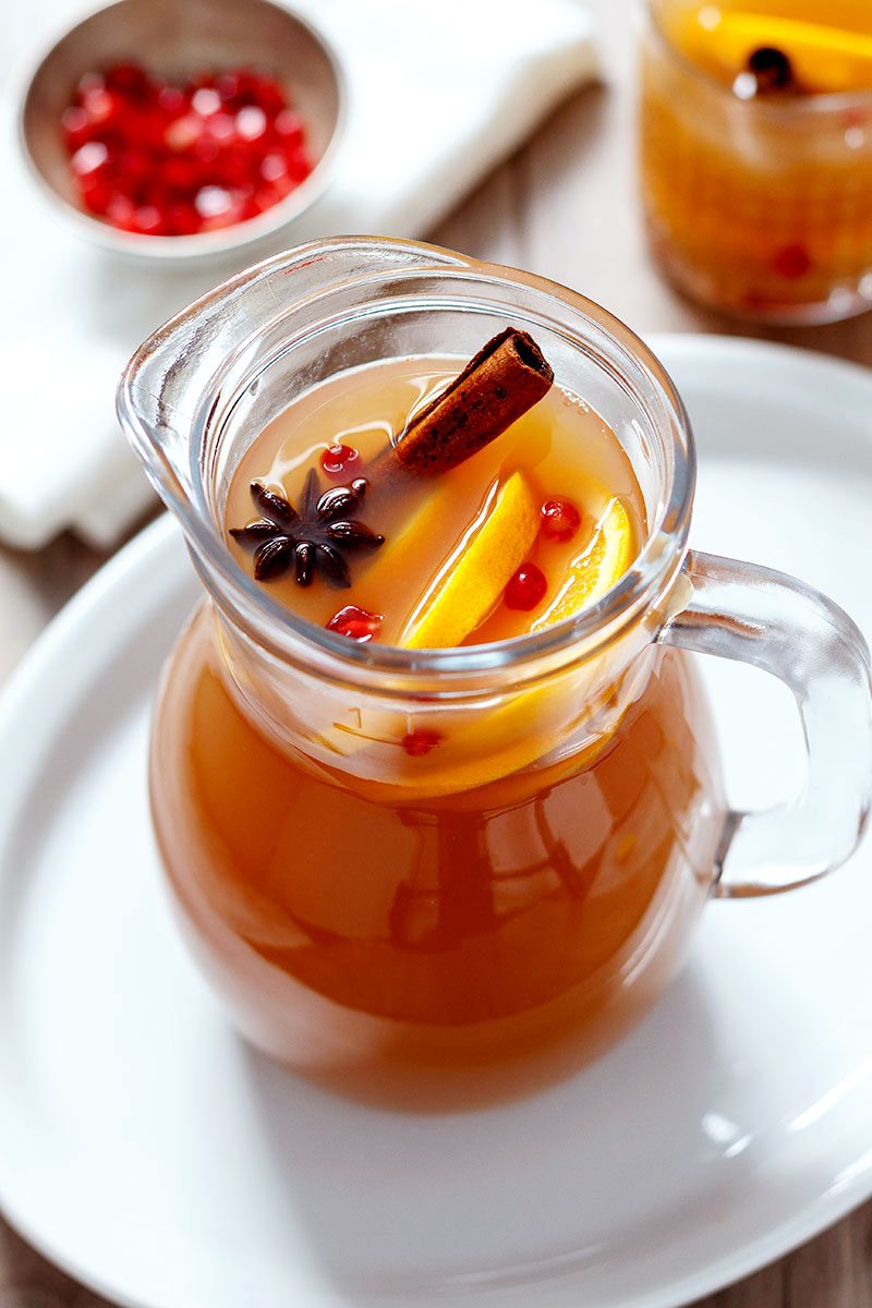 homemade-apple-cider-cocktail