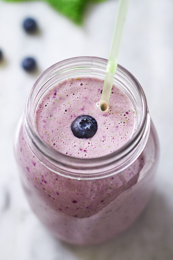 Blueberry-Spinach Smoothie - #recipe by #eatwell101 - https://003.wrwe1r1zs3czx3c.workers.dev/blueberry-spinach-smoothie-recipe