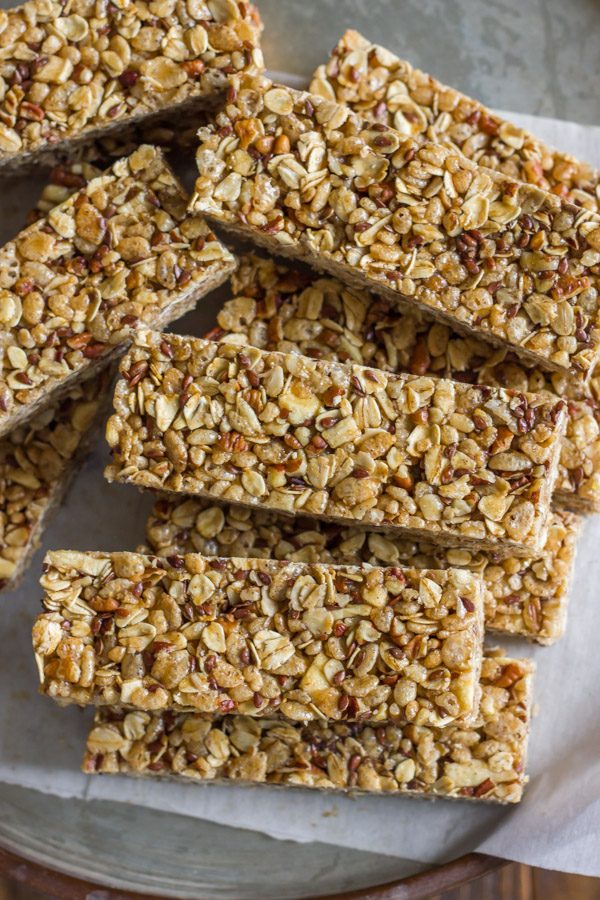 Healthy Chewy Apple Cinnamon Granola Bars