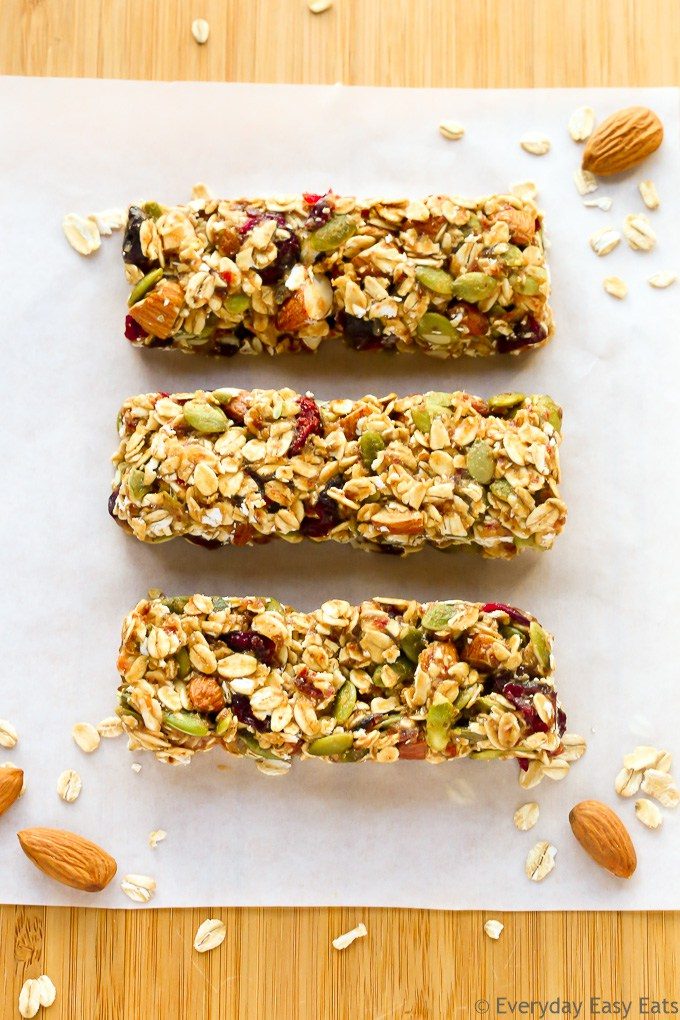 Healthy Fruit & Nut Granola Bars
