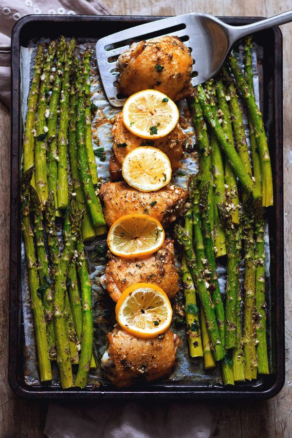 Sheet Pan Garlic Butter Chicken and Asparagus - #recipe by #eatwell101 - https://003.wrwe1r1zs3czx3c.workers.dev/garlic-butter-chicken-recipe