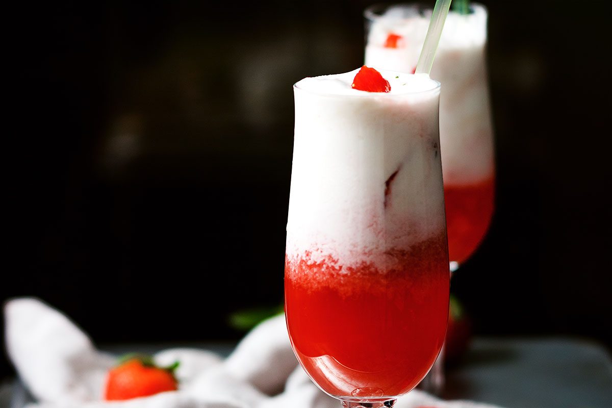 Strawberry Frozen Daiquiri Floats