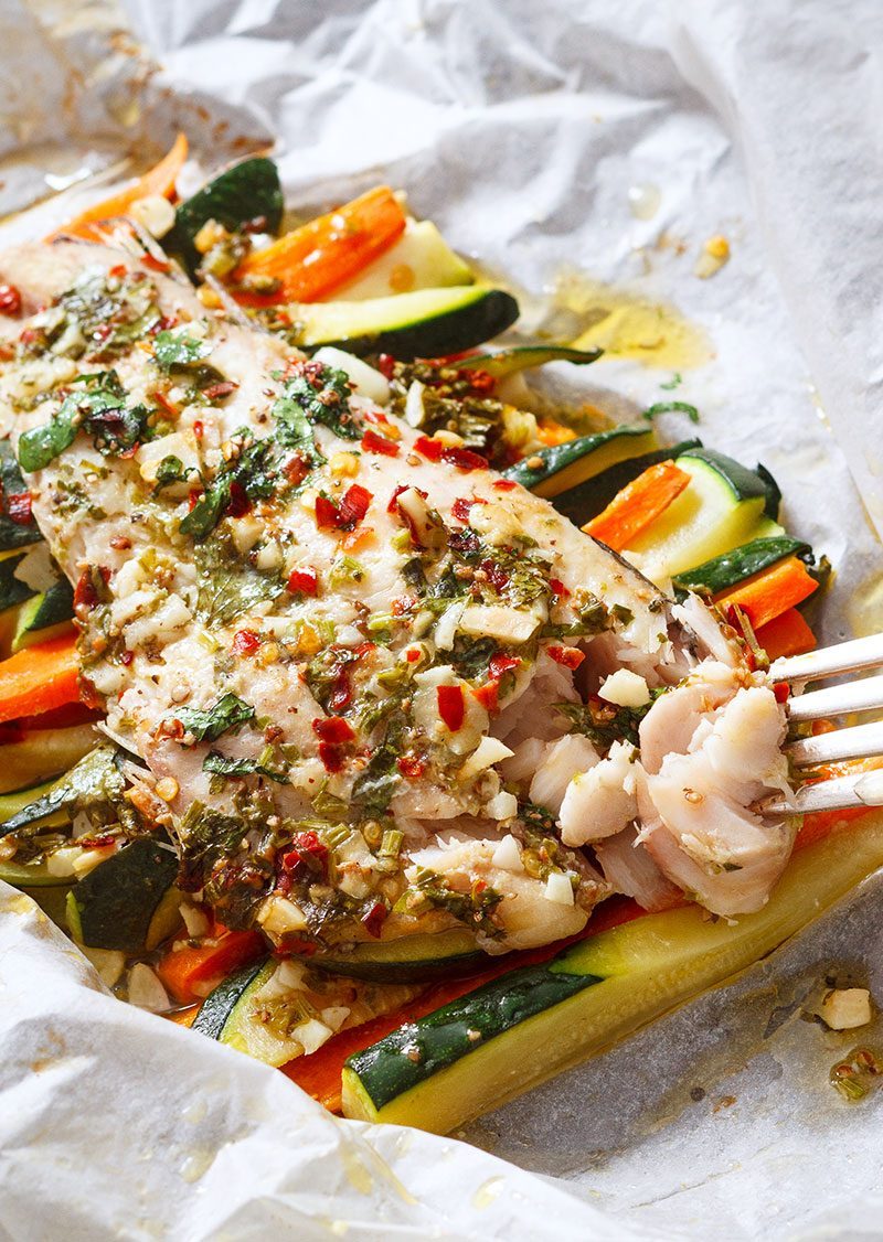 Lemon Garlic Butter Fish in Parchment