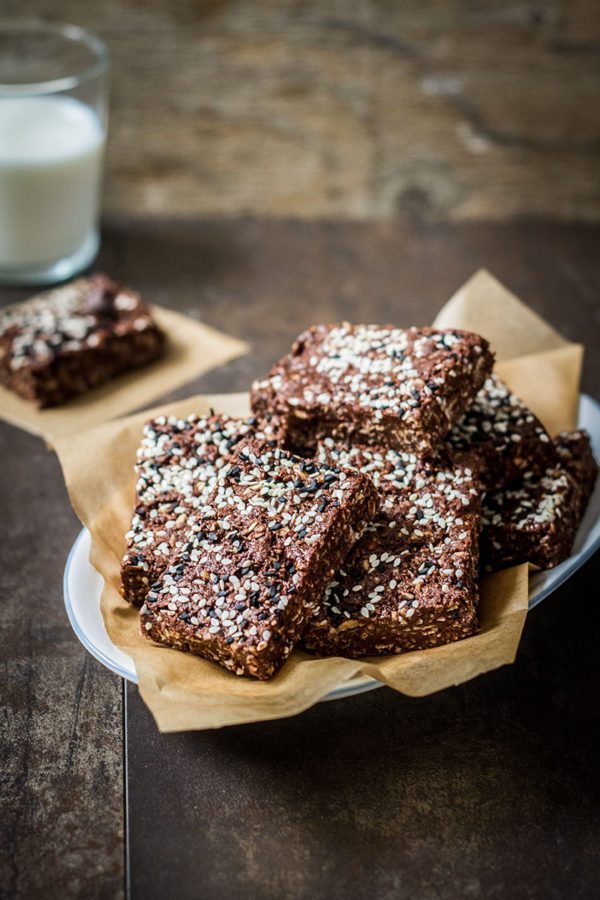 No-bake Chocolate PeanutPutter Bars - #recipe by #eatwell101 - https://003.wrwe1r1zs3czx3c.workers.dev/no-bake-chocolate-peanut-butter-bars