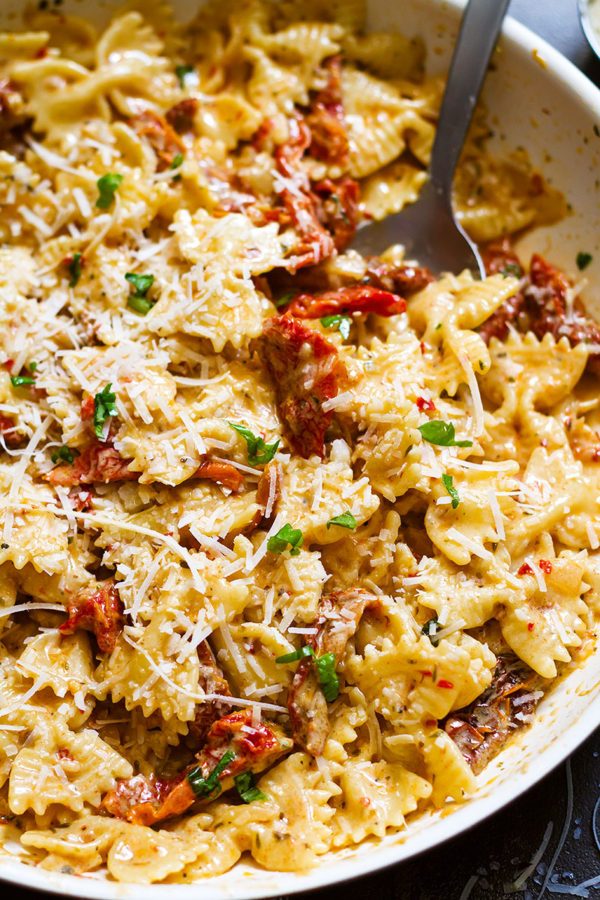 Creamy Sun-Dried Tomato Pasta - #recipe by #eatwell101 - https://003.wrwe1r1zs3czx3c.workers.dev/creamy-sun-dried-tomato-pasta
