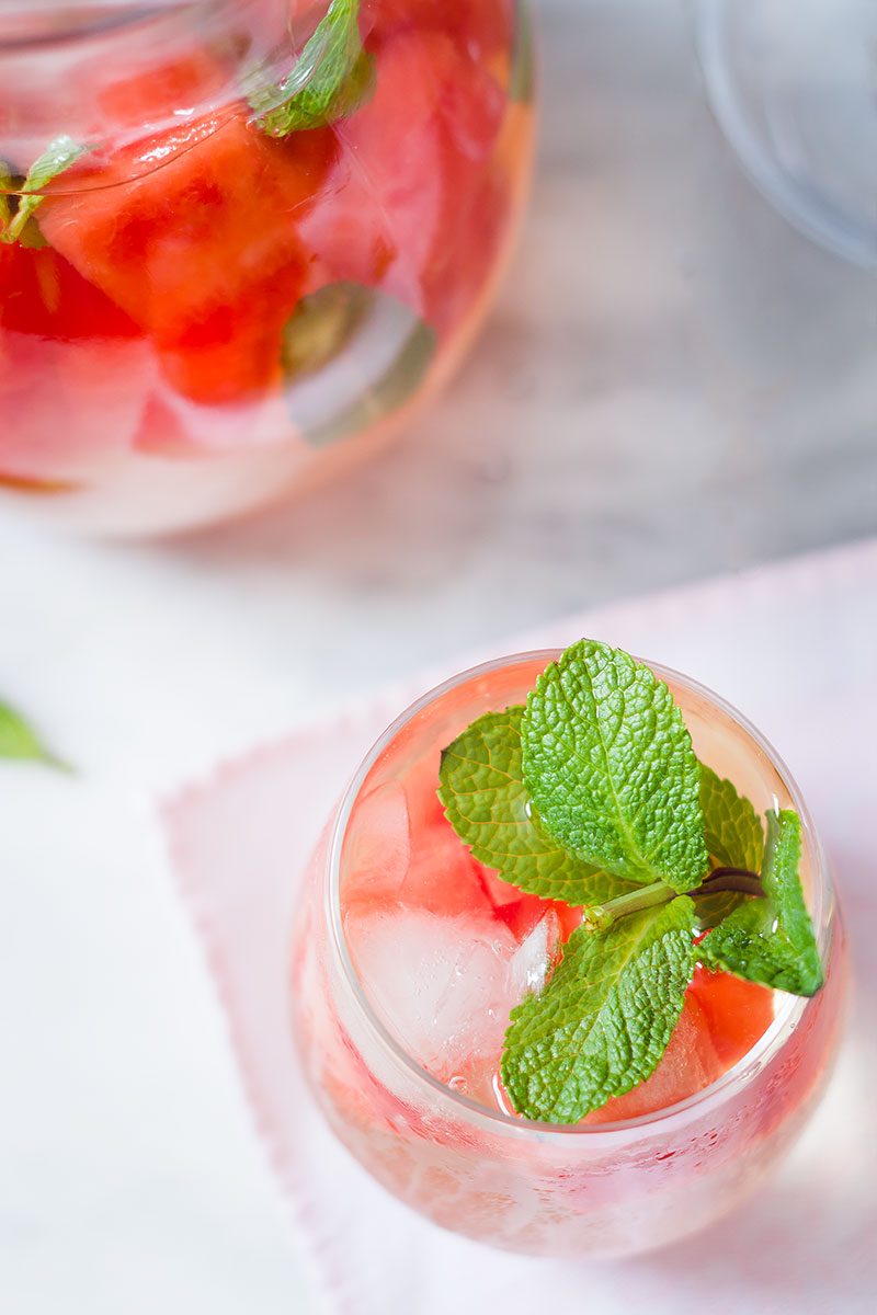 White Sangria Recipe - The perfect make-ahead cocktail for any occasion! Takes just 5 min!
