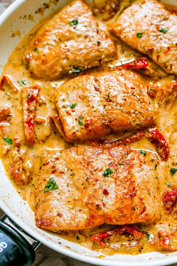 Pan Seared Salmon with Sun-Dried Tomato Cream Sauce - #recipe by #eatwell101 - https://003.wrwe1r1zs3czx3c.workers.dev/pan-seared-salmon-recipe