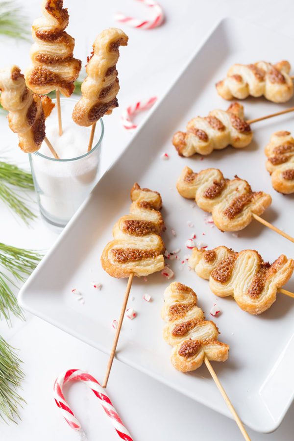 Christmas Tree Puffs with Nut Butter Filling - #recipe by #eatwell101 - https://003.wrwe1r1zs3czx3c.workers.dev/christmas-tree-cookies-recipe
