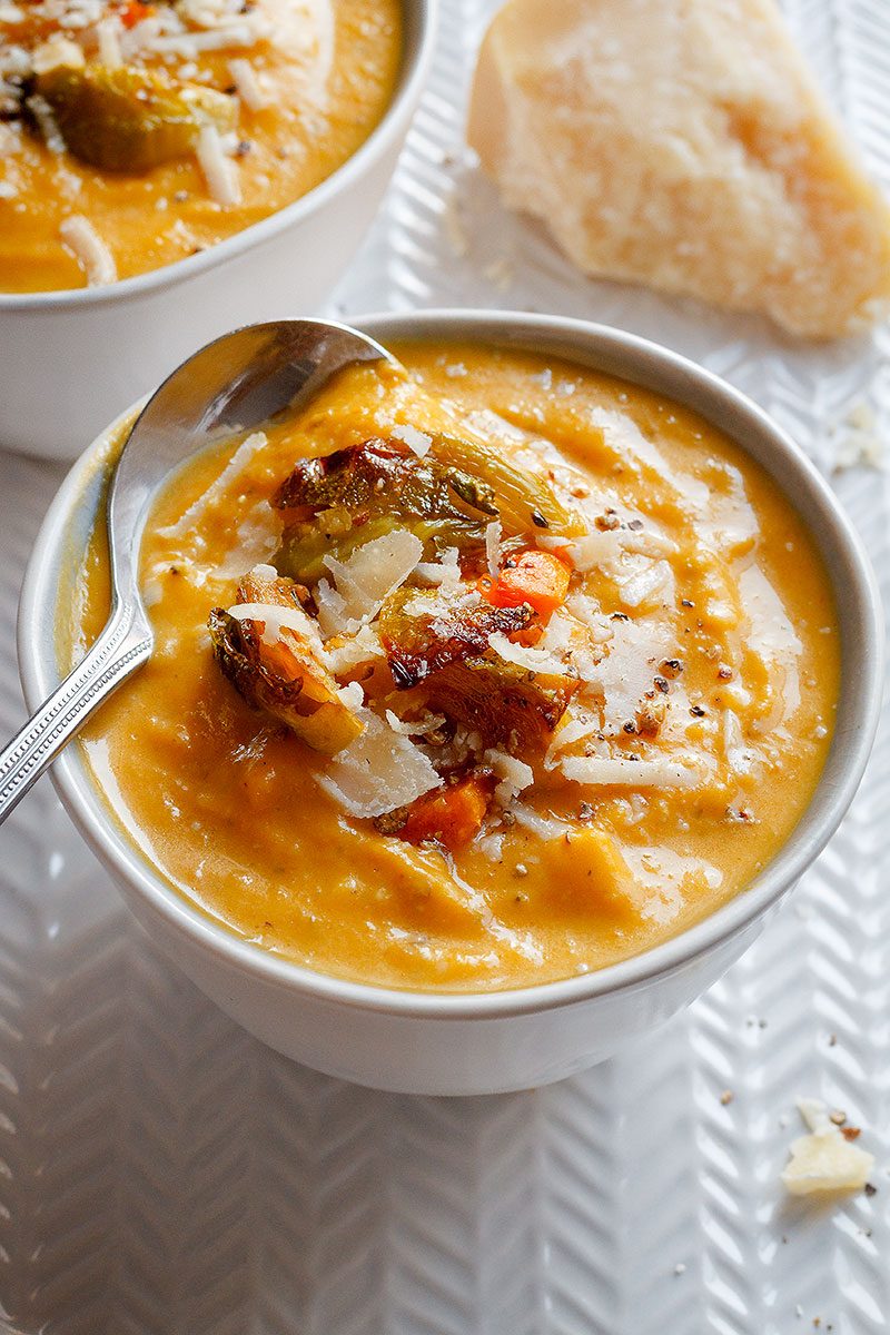 Roasted Butternut Squash and Brussels Sprouts Soup - Incredibly delicious, comforting, and healthy soup for cold winter nights.