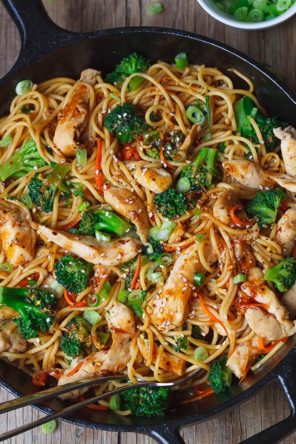 Chicken Stir Fry Noodles (15-Minute ) - #recipe by #eatwell101 - https://003.wrwe1r1zs3czx3c.workers.dev/chicken-pasta-skillet-recipe