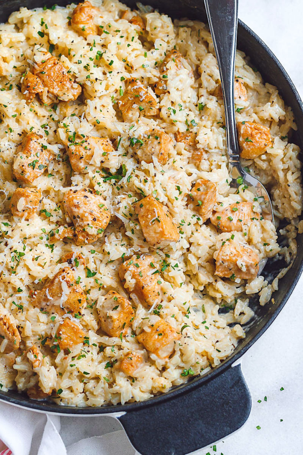 One-Pan Creamy Parmesan Chicken and Rice - #recipe by #eatwell101 - https://003.wrwe1r1zs3czx3c.workers.dev/one-pan-creamy-parmesan-chicken-and-rice