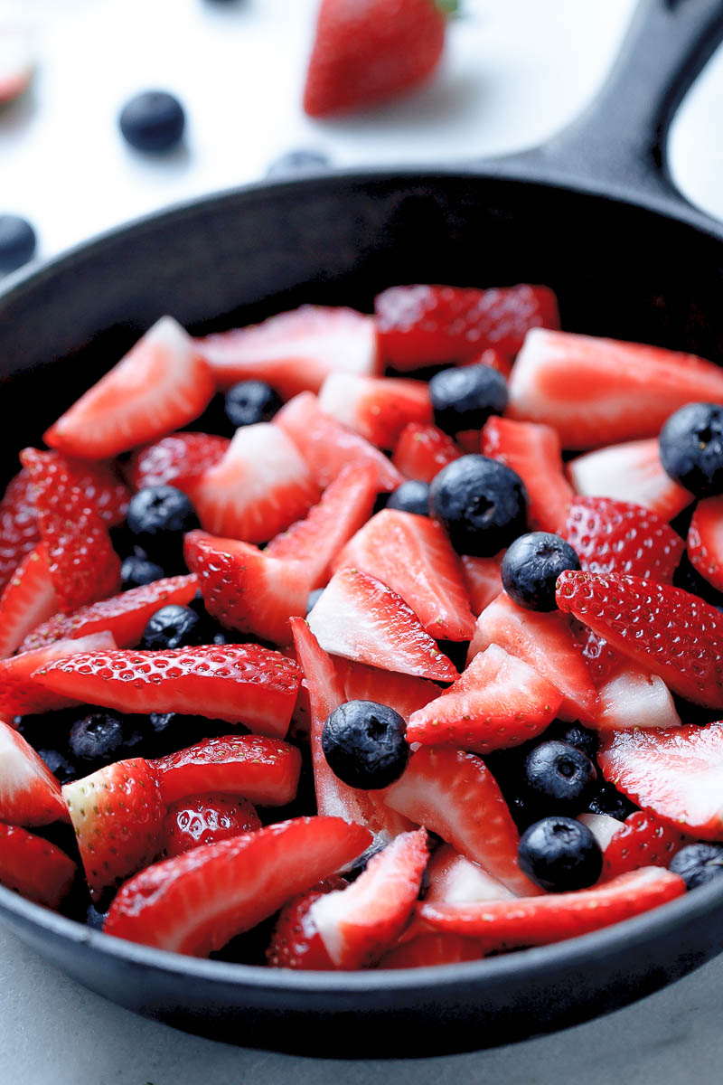 Keto Berry Cobbler - The perfect summer dessert, with a Keto twist. Super easy to make and absolutely delicious!