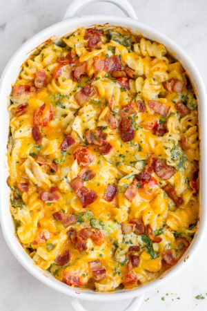 Cheesy Chicken Pasta Casserole with Spinach and Bacon