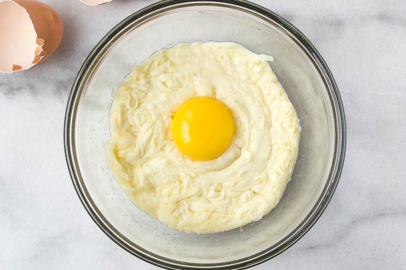 2-Ingredient Keto / Low Carb Pasta Noodles - #eatwell101 #recipe #keto #lowcarb #pasta - Chewy and delicious - the perfect low carb basis for all of your favorite pasta sauces and flavors!