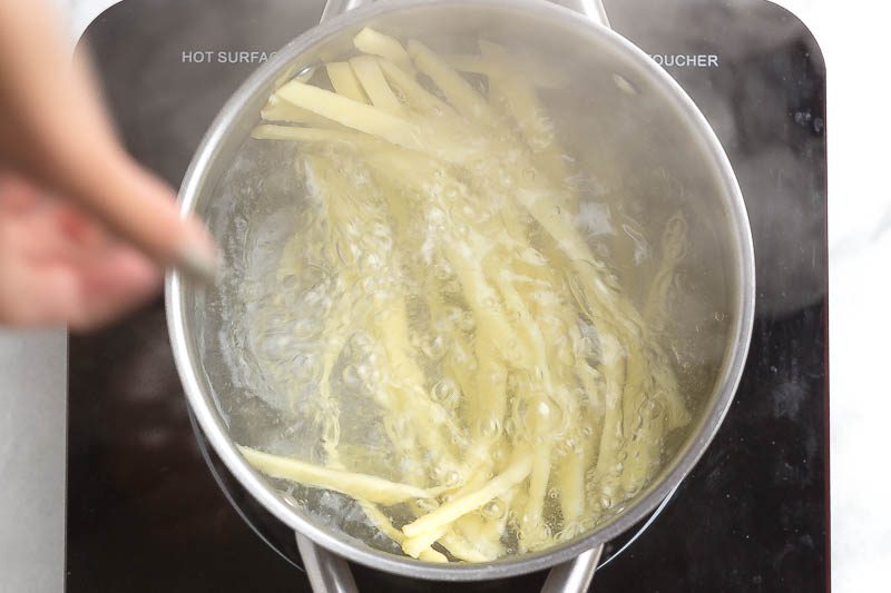 2-Ingredient Keto / Low Carb Pasta Noodles - #eatwell101 #recipe #keto #lowcarb #pasta - Chewy and delicious - the perfect low carb basis for all of your favorite pasta sauces and flavors!
