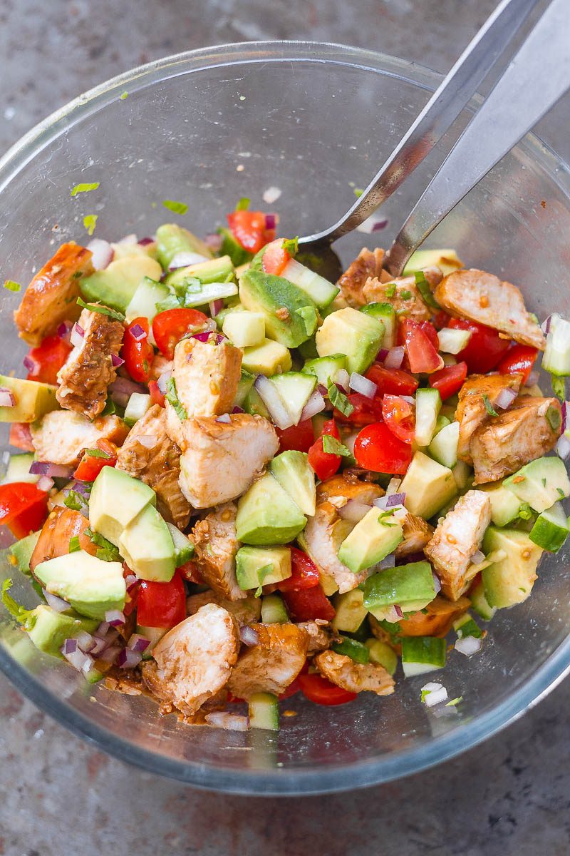 Healthy Avocado Chicken Salad - This salad is so light, flavorful, and easy to make! Perfect for your next barbecue or potluck!
