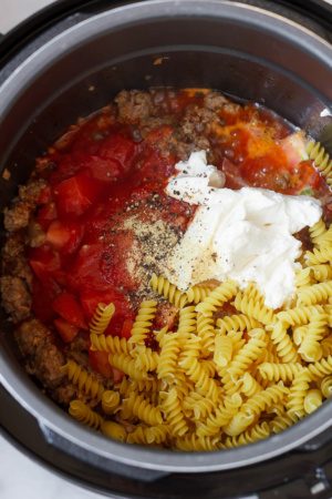 Instant Pot Sausage Pasta in Cream Cheese Tomato Sauce