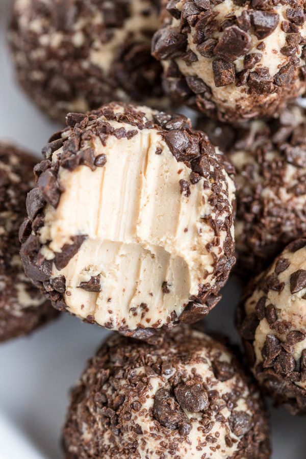 3-Ingredient Cheesecake Keto Fat Bombs - #recipe by #eatwell101 - https://003.wrwe1r1zs3czx3c.workers.dev/cheesecake-keto-fat-bombs-recipe