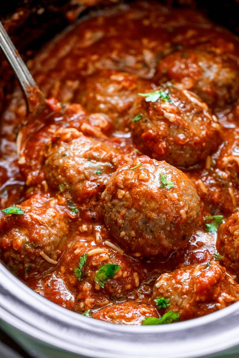 Slow Cooker Italian Sausage Meatballs - A dreamy and hearty, comfort-style slow cooker recipe that's too good NOT to be on rotation!